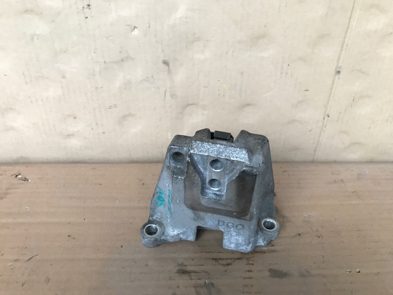 Кронштейн КПП SONATA LF 2014- 2017 Седан 2.4