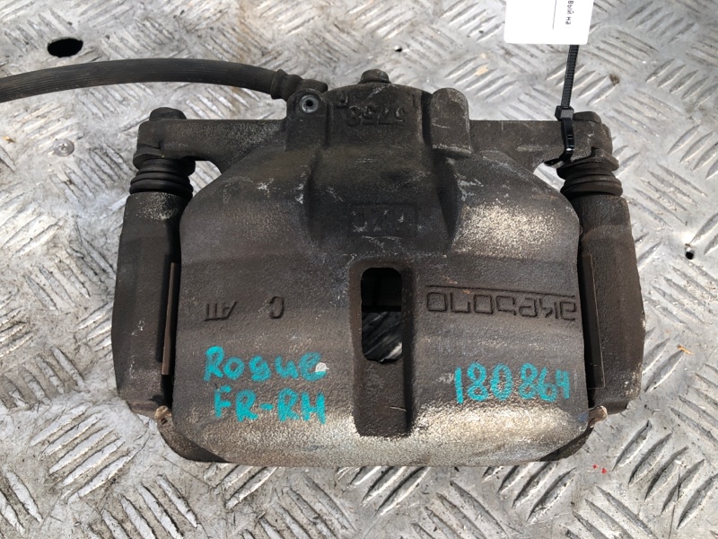 Суппорт тормозной передний правый X-TRAIL/ROGUE T32 13-20