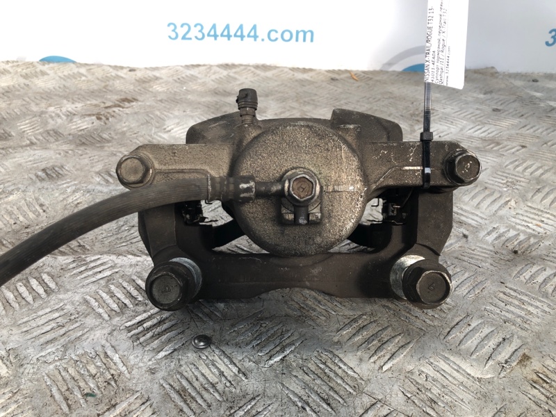 Суппорт тормозной передний левый NISSAN X-TRAIL/ROGUE T32 13-20