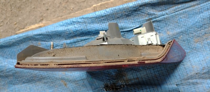 Фонарь внутренний задний левый CIVIC 4D 06-11 FD