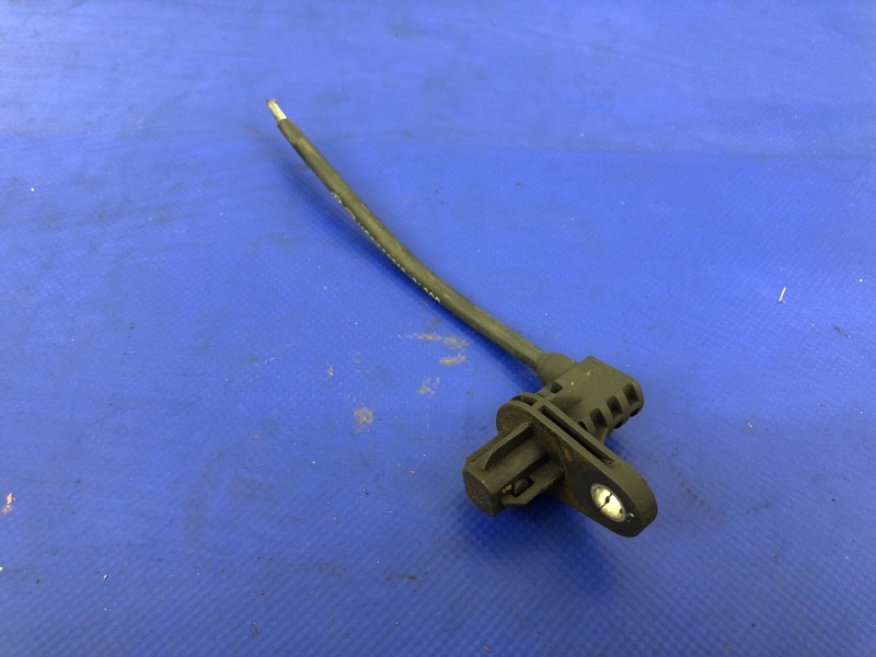 Запчасть датчик abs передний левый HYUNDAI ELANTRA HD 06-11 59810-2L300 Б/У Датчик ABS передний левый HYUNDAI ELANTRA HD 06-11 59810-2L300 Б/У