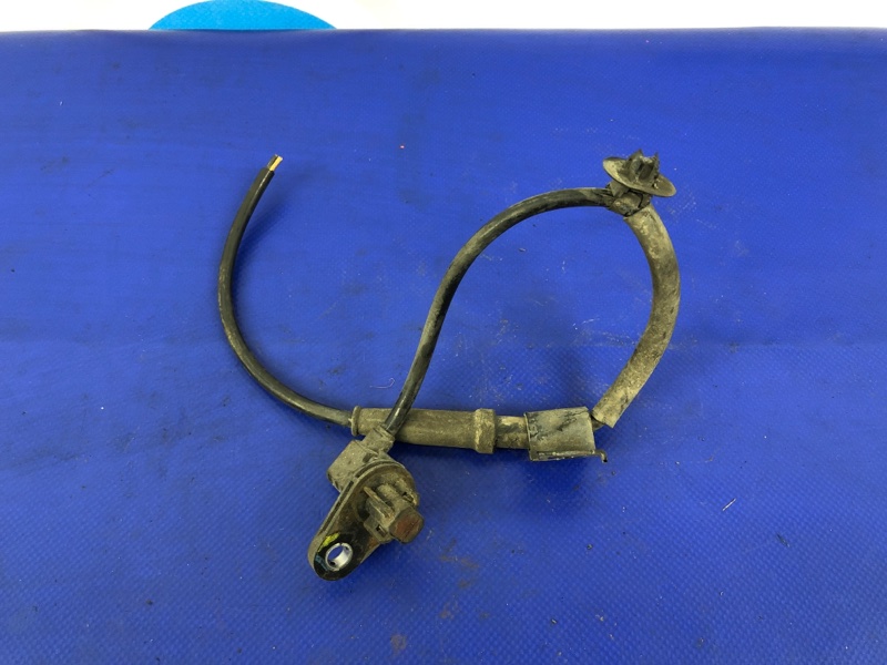Датчик ABS передний правый HYUNDAI ELANTRA HD 06-11 59830-2L300 Б/У