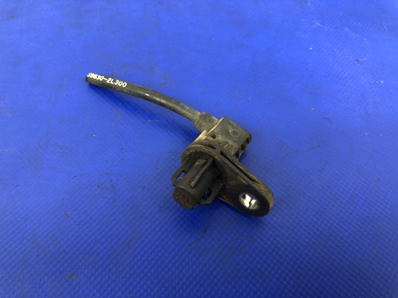 Запчасть датчик abs передний правый HYUNDAI ELANTRA HD 06-11 59830-2L300 Б/У Датчик ABS передний правый HYUNDAI ELANTRA HD 06-11 59830-2L300 Б/У