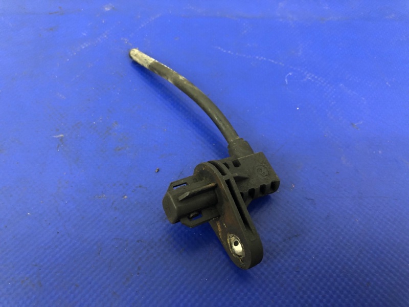 Датчик ABS передний правый HYUNDAI ELANTRA HD 06-11 59830-2L300 Б/У