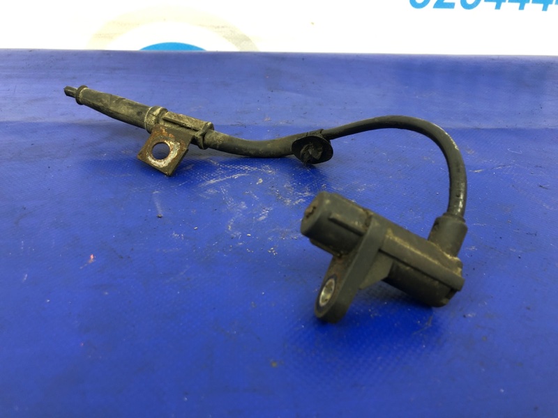 Датчик ABS передний правый HYUNDAI ELANTRA HD 06-11 59830-2L300 Б/У