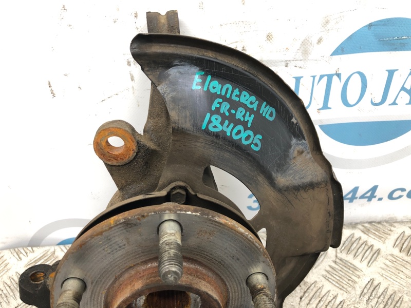 Кулак поворотный передний правый ELANTRA HD 06-11