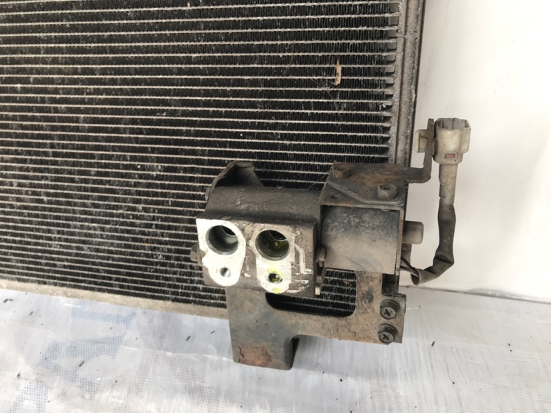 Радиатор кондиционера AVENSIS 03-08 Радиатор кондиционера AVENSIS 03-08