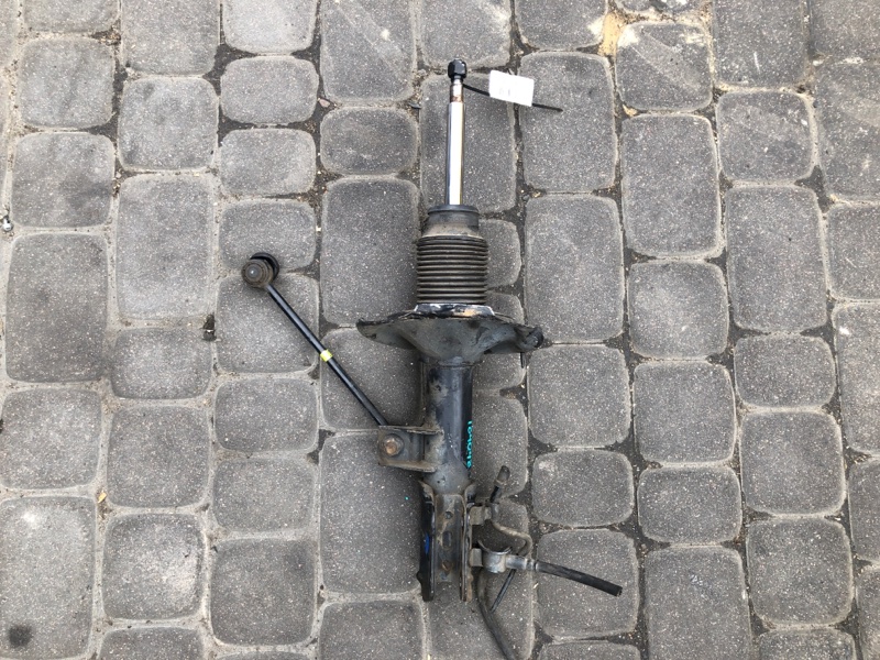 Запчасть амортизатор передний правый HYUNDAI I30 FD 07-12 54661-2L100 Б/У Амортизатор передний правый HYUNDAI I30 FD 07-12 54661-2L100 Б/У