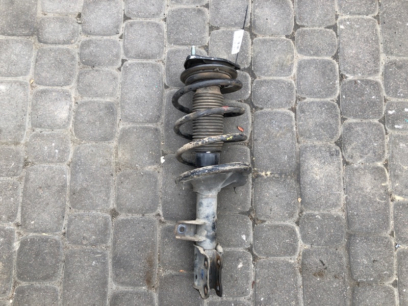 Запчасть амортизатор передний правый HYUNDAI I30 FD 07-12 54661-2L101 Б/У Амортизатор передний правый HYUNDAI I30 FD 07-12 54661-2L101 Б/У