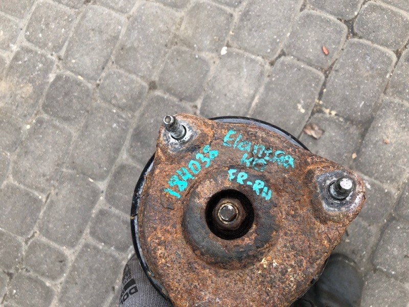 Амортизатор передний правый I30 FD 07-12