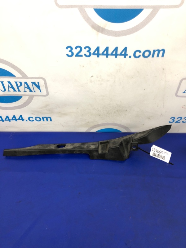 Накладка крыла переднего внутренняя передняя правая CHEVROLET VOLT 10-15 2013 Хетчбек 1.4 LUU 23200274 Б/У