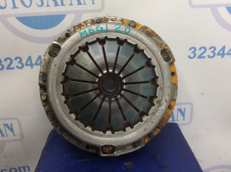 Запчасть комплект сцепления MAZDA 6 GJ 12- Седан PE01-16-410A Б/У Комплект сцепления MAZDA 6 GJ 12- Седан PE01-16-410A Б/У