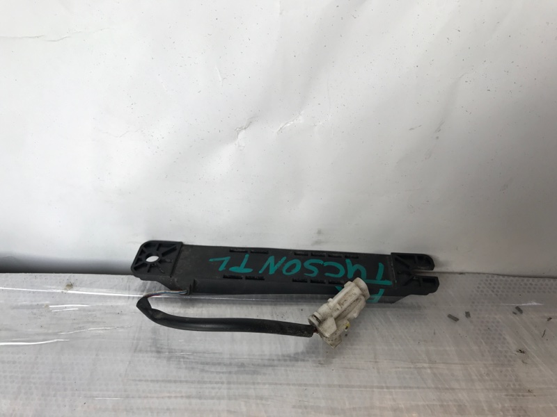 Антенна передняя TUCSON TL 15-20