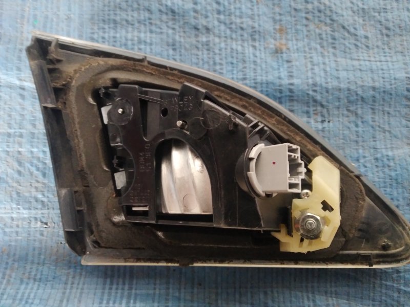 Фонарь внутренний задний правый 3 BL 09-13 2009 Седан 2.0