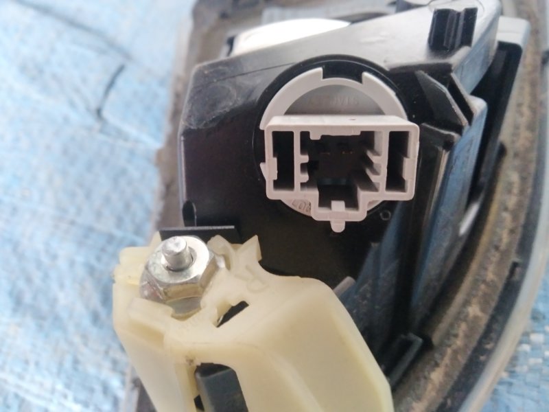 Фонарь внутренний задний правый 3 BL 09-13 2009 Седан 2.0