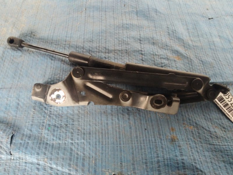 Петля крышки багажника правая MAZDA 3 BL 09-13 Седан 2.0