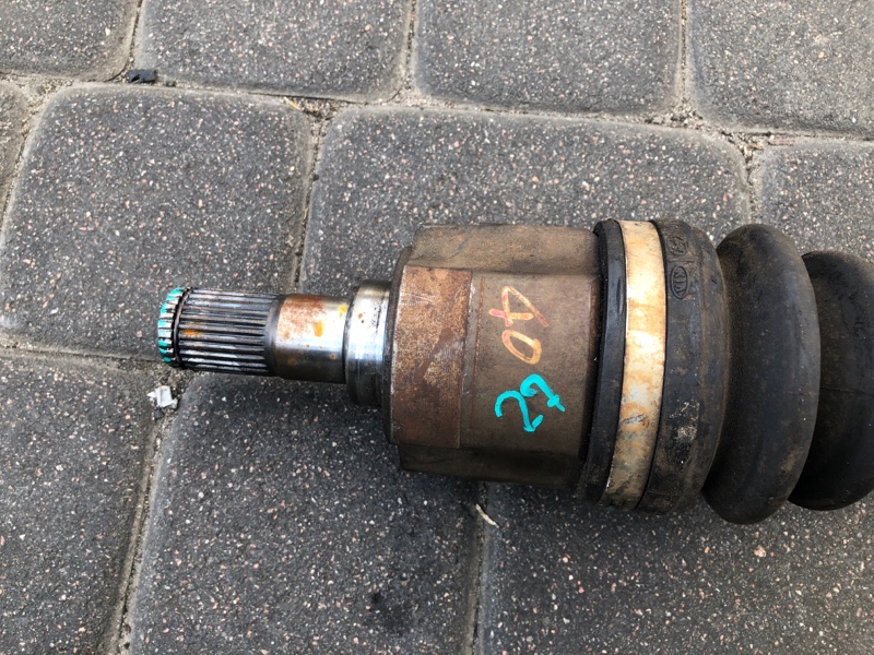 Привод передний левый HYUNDAI I30 FD 07-12 1.6 Привод передний левый HYUNDAI I30 FD 07-12 1.6