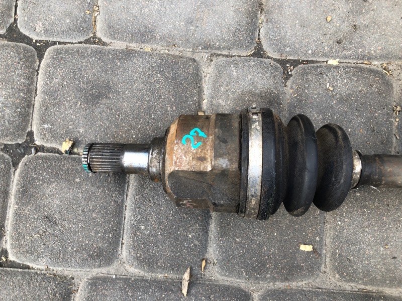 Привод передний правый HYUNDAI I30 FD 07-12 1.6 Привод передний правый HYUNDAI I30 FD 07-12 1.6