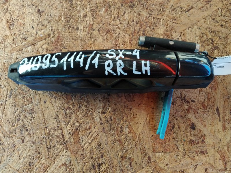 Ручка двери наружная задняя левая SUZUKI SX4 06-13 82812-63J00-ZA4 Б/У