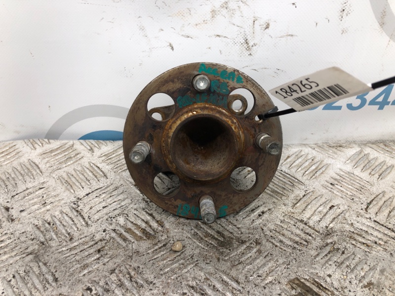 Ступица задняя HYUNDAI ACCENT RB 10- 52750-0U000 Б/У