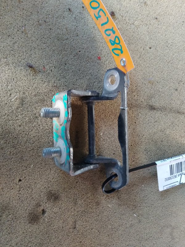 Петля крышки багажника правая SUBARU FORESTER 12-19 2015 Внедорожник 2.5 FB25B 60879FJ000 Б/У