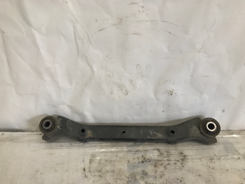 Рычаг задней подвески поперечный верхний задний левый SONATA YF 10-14 2013 Седан 2.4