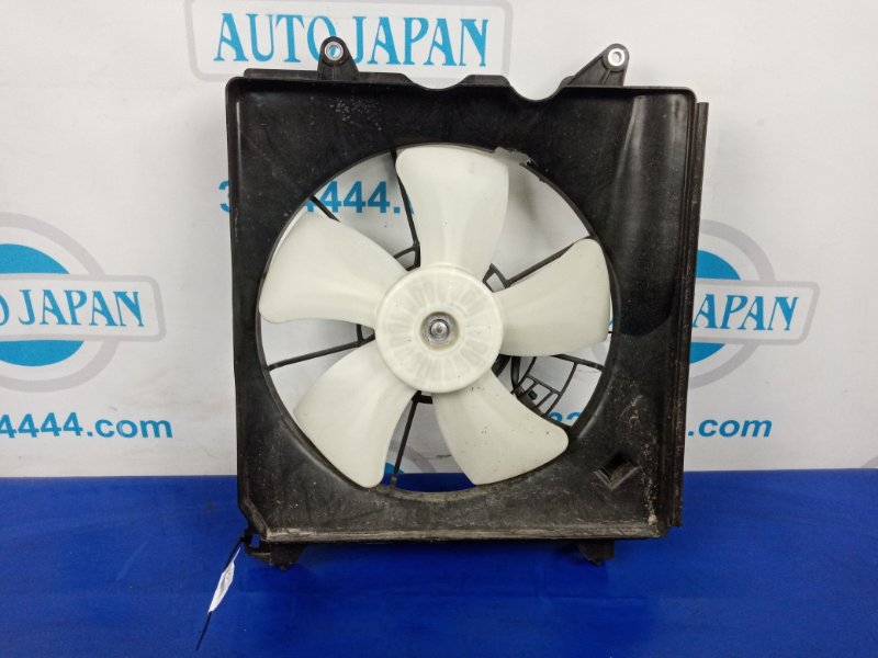 Диффузор вентилятора основного радиатора левый HONDA ACCORD CU8 / TSX 08-14 2009 Седан 2.4 19015-RL5-A01 Б/У