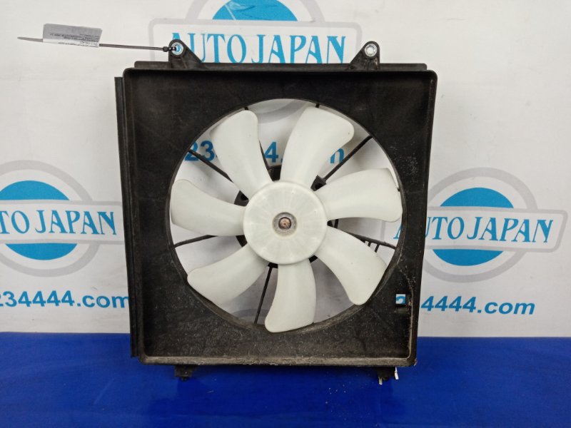 Диффузор вентилятора основного радиатора правый HONDA ACCORD CU8 / TSX 08-14 2009 Седан 2.4 38615-R40-A01 Б/У