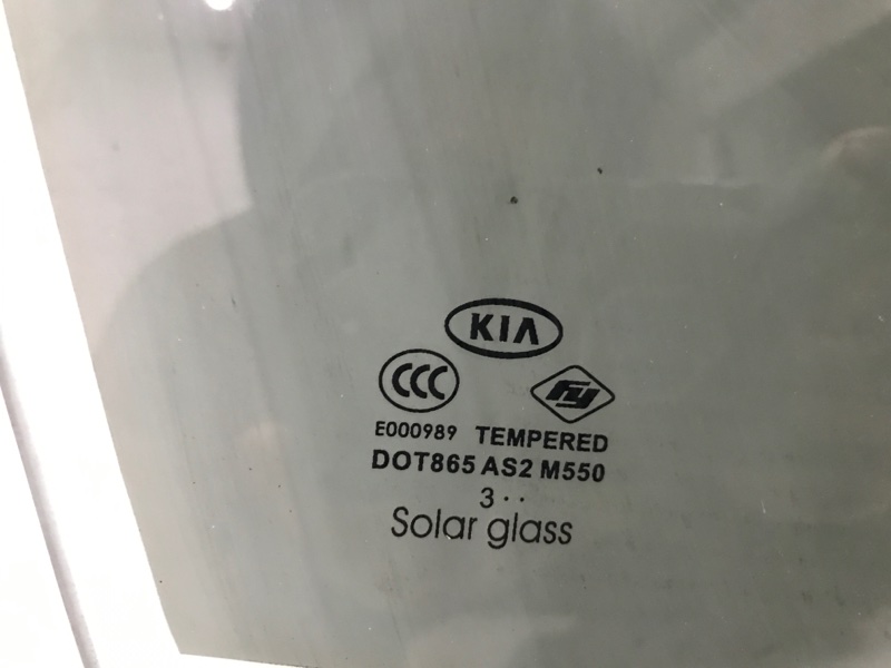 Стекло двери переднее правое KIA OPTIMA TF 11-16 Седан 2.4 Стекло двери переднее правое KIA OPTIMA TF 11-16 Седан 2.4