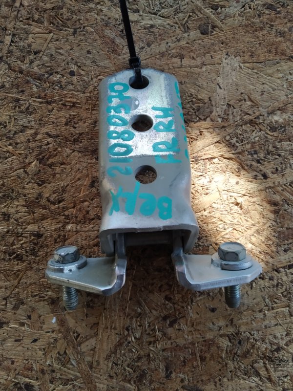 Петля двери верхняя передняя правая MITSUBISHI GALANT 03-12 MR271688 Б/У