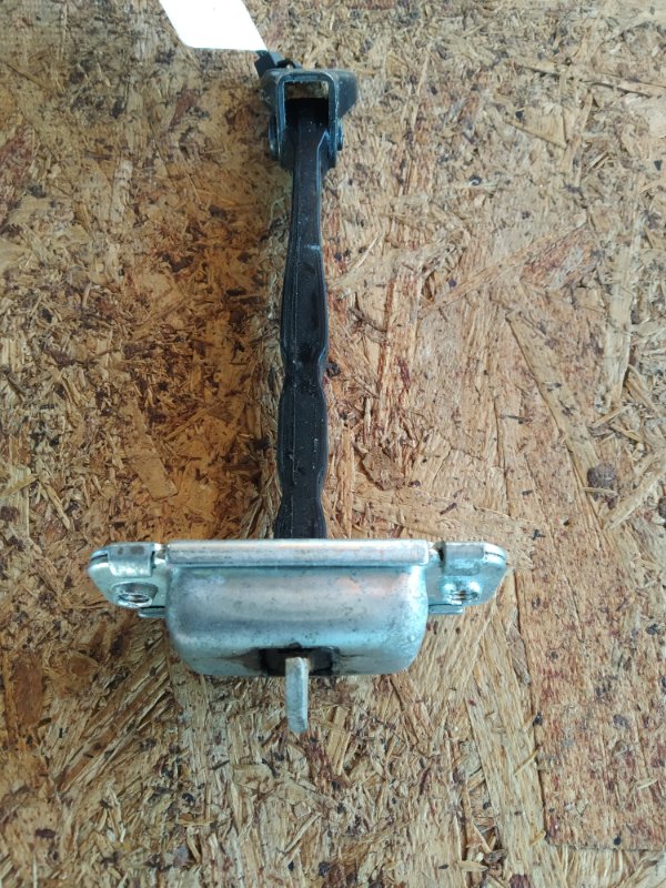 Ограничитель двери передний правый HYUNDAI ELANTRA MD 10-15 Седан 1.8