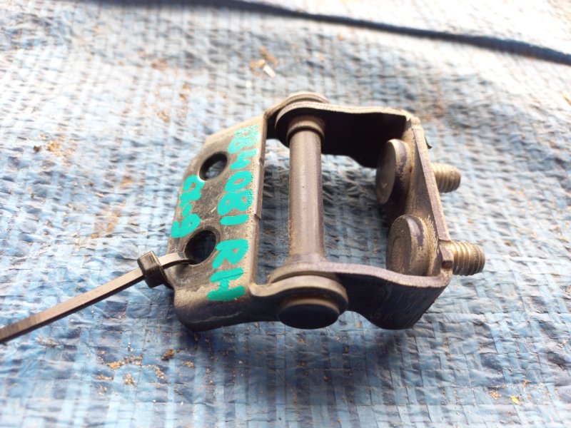 Петля крышки багажника правая MAZDA CX-9 06-16 Внедорожник 3.7