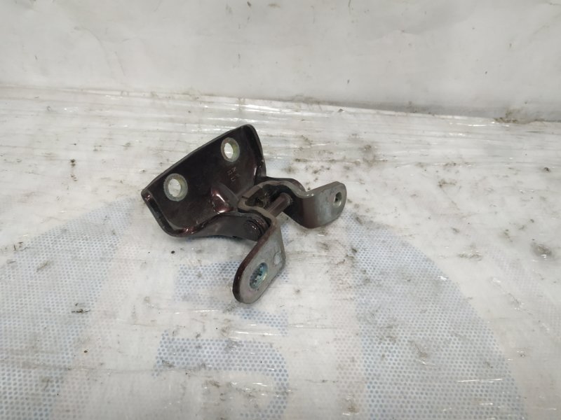 Петля двери верхняя задняя левая KIA OPTIMA TF 11-16 Седан 2.4 Петля двери верхняя задняя левая KIA OPTIMA TF 11-16 Седан 2.4