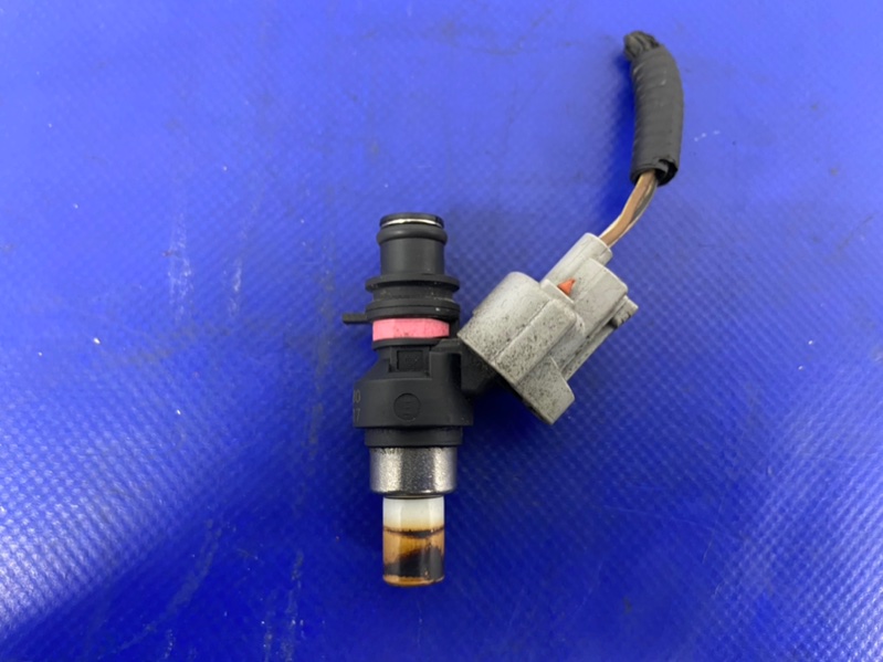 Форсунка топливная SUBARU FORESTER SH 07-12 Внедорожник 2.0 Форсунка топливная SUBARU FORESTER SH 07-12 Внедорожник 2.0