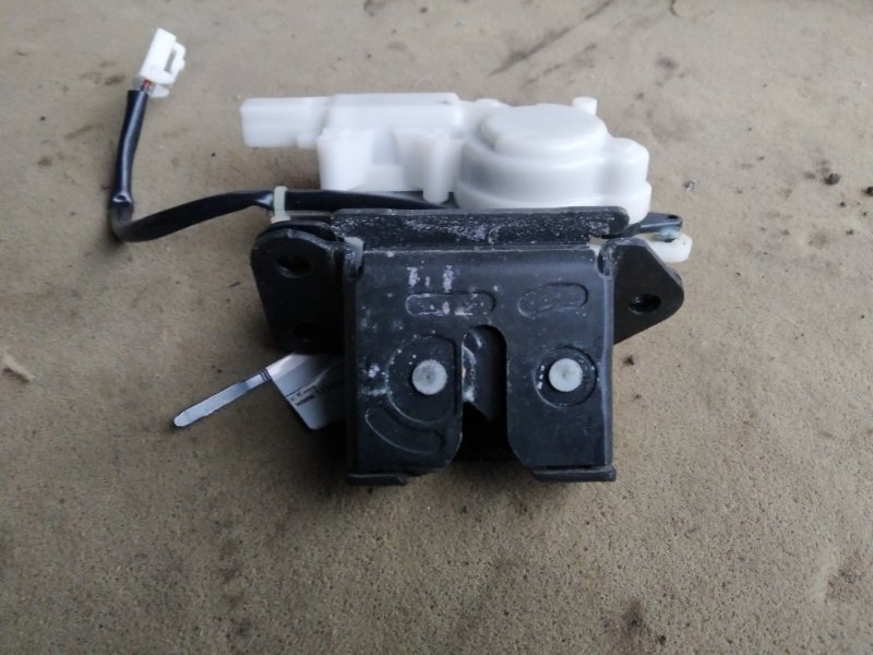 Замок крышки багажника MAZDA CX-7 06-12