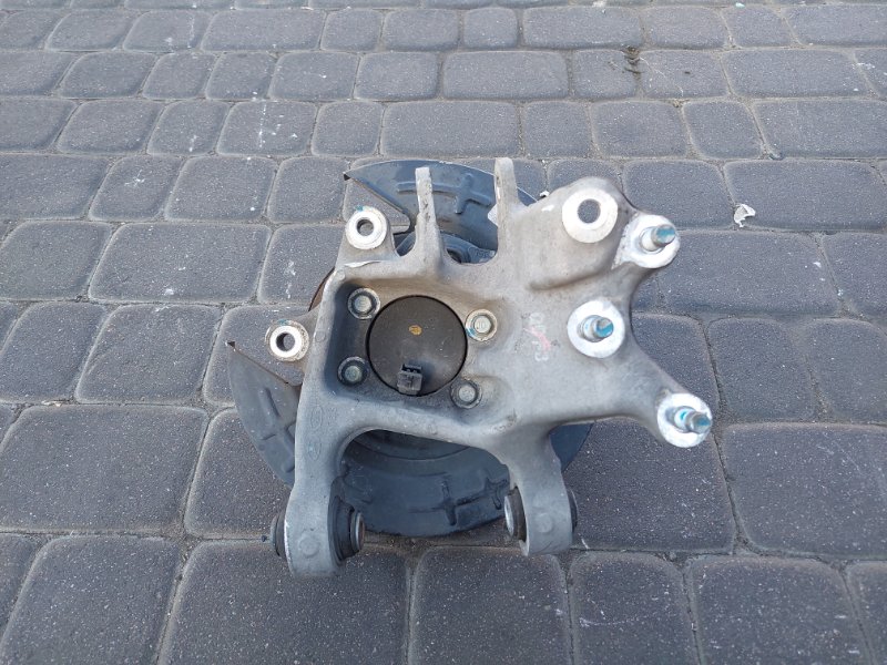 Цапфа задняя левая HYUNDAI SONATA LF 2014- Седан 2.4 Цапфа задняя левая HYUNDAI SONATA LF 2014- Седан 2.4