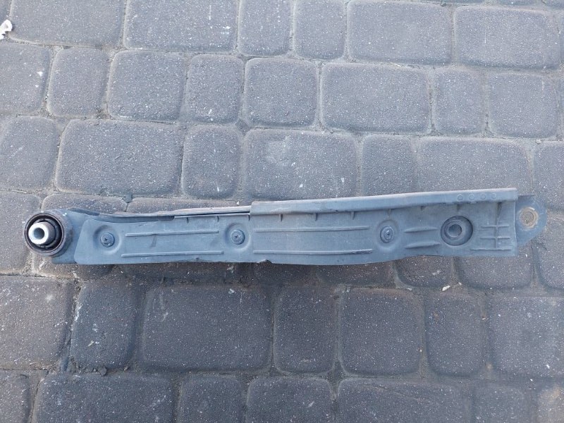 Рычаг задней подвески поперечный нижний задний левый SONATA LF 2014- 2017 Седан 2.4 Рычаг задней подвески поперечный нижний задний левый SONATA LF 2014- 2017 Седан 2.4