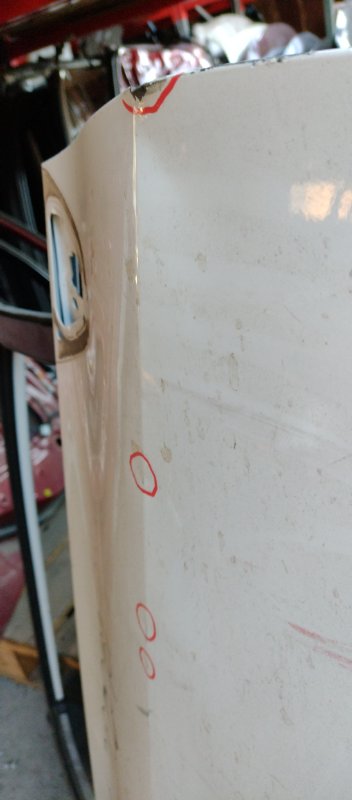 Дверь передняя правая AURIS 06-12