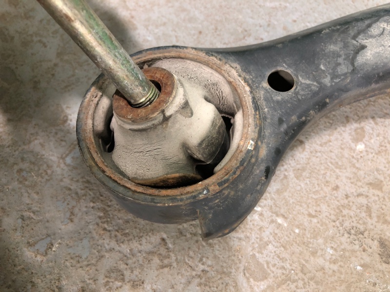 Рычаг передней подвески нижний передний левый SORENTO XM 09-14 2012 Внедорожник 2.4 Рычаг передней подвески нижний передний левый SORENTO XM 09-14 2012 Внедорожник 2.4