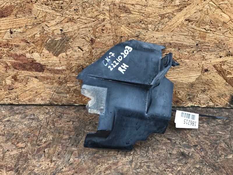 Дефлектор радиатора передний правый CX-7 06-12 Внедорожник