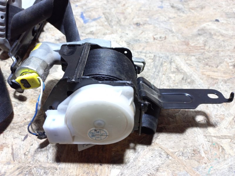 Ремень безопасности передний левый MAZDA CX-9 06-16 Внедорожник 3.7