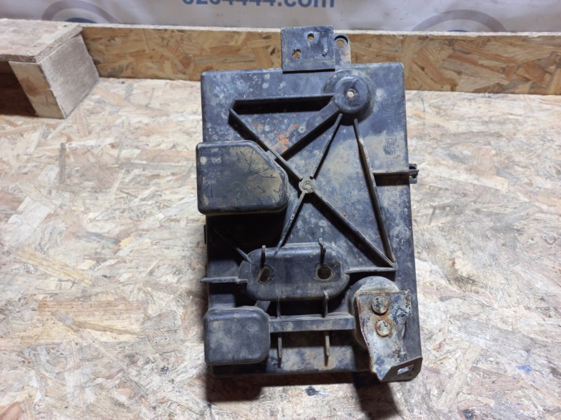 Полка аккумулятора CX-9 06-16 2008 Внедорожник 3.7