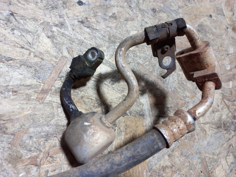 Трубка кондиционера CX-9 06-16 2008 Внедорожник 3.7 Трубка кондиционера CX-9 06-16 2008 Внедорожник 3.7