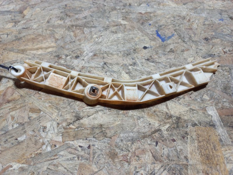 Кронштейн заднего бампера задний правый CX-9 06-16 2008 Внедорожник 3.7 Кронштейн заднего бампера задний правый CX-9 06-16 2008 Внедорожник 3.7