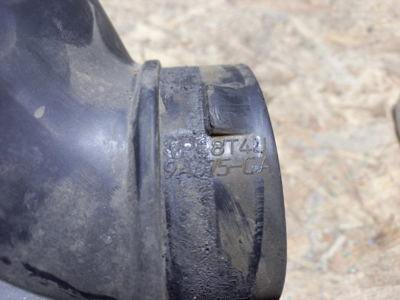 Воздухозаборник MAZDA CX-9 06-16 Внедорожник 3.7