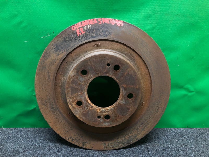 Тормозной диск задний MITSUBISHI ASX / OUTLANDER SPORT 10-21 2015 Внедорожник 2.0 4615A168 Б/У