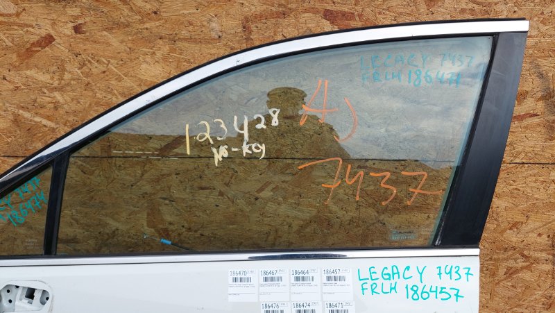 Стекло двери переднее левое SUBARU LEGACY BN 14-18 2016 Седан 2.5 FB25B 61011AL01B Б/У