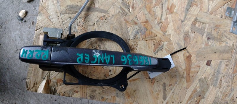 Ручка двери наружная задняя правая MITSUBISHI LANCER X 10 07-15 2010 Седан 2.0 4B11 5716A014HC Б/У