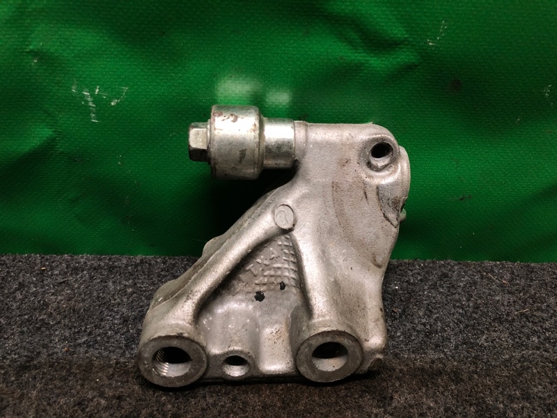 Кронштейн двигателя правый ACURA RDX 12-19 2015 Внедорожник 3.5 J35Z2 50620-TX4-A00 Б/У