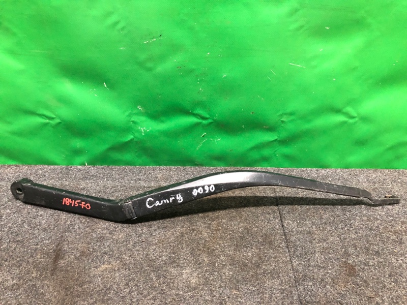 Поводок стеклоочистителя передний правый TOYOTA CAMRY 40 06-11 2008 ACV40 2.4 2AZFE 85211-06050 Б/У